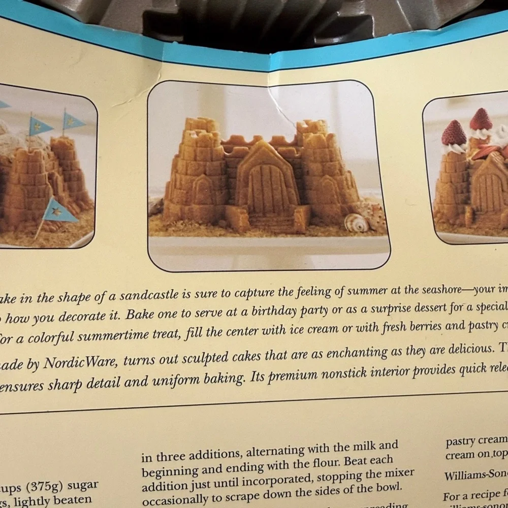Williams Sonoma Nordic Train and Sandcastle Cake Pans